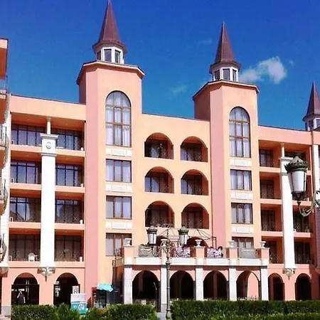 Palazzo Lew Солнечный берег